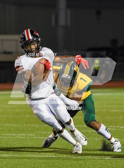 Thumbnail 2 in Goose Creek Memorial vs. Klein Forest photogallery.