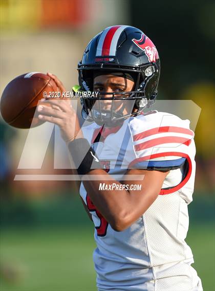 Thumbnail 1 in Goose Creek Memorial vs. Klein Forest photogallery.