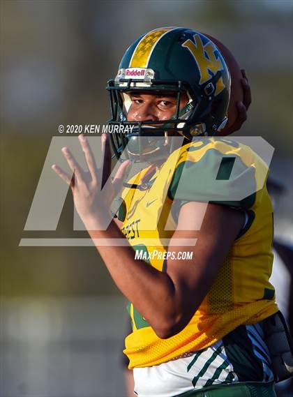 Thumbnail 3 in Goose Creek Memorial vs. Klein Forest photogallery.