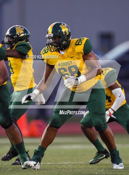 Thumbnail 1 in Goose Creek Memorial vs. Klein Forest photogallery.