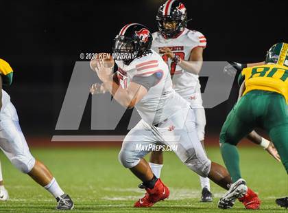 Thumbnail 3 in Goose Creek Memorial vs. Klein Forest photogallery.