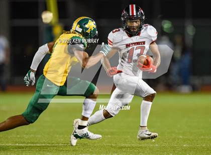 Thumbnail 1 in Goose Creek Memorial vs. Klein Forest photogallery.