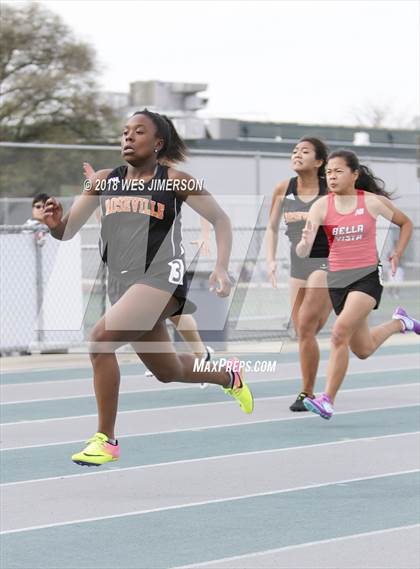 Thumbnail 2 in Capital Valley Conference 1A Meet photogallery.