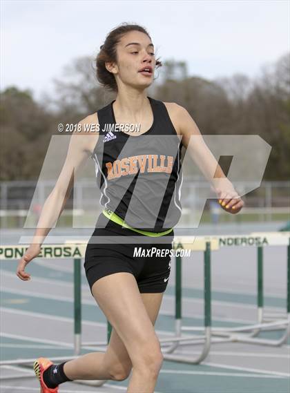 Thumbnail 1 in Capital Valley Conference 1A Meet photogallery.