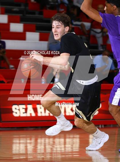 Thumbnail 3 in Oak Park vs. St. Anthony (Ryse Williams/Pac Shores Tournament) photogallery.