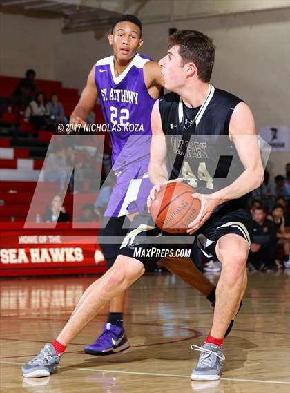 Thumbnail 3 in Oak Park vs. St. Anthony (Ryse Williams/Pac Shores Tournament) photogallery.
