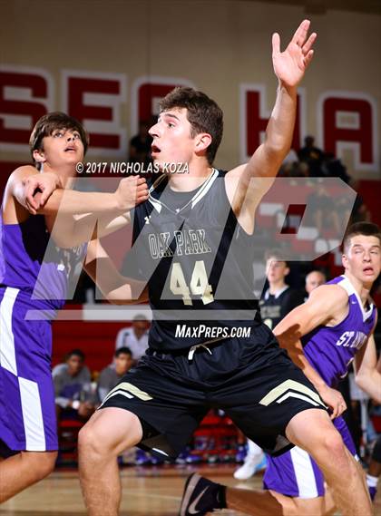 Thumbnail 1 in Oak Park vs. St. Anthony (Ryse Williams/Pac Shores Tournament) photogallery.