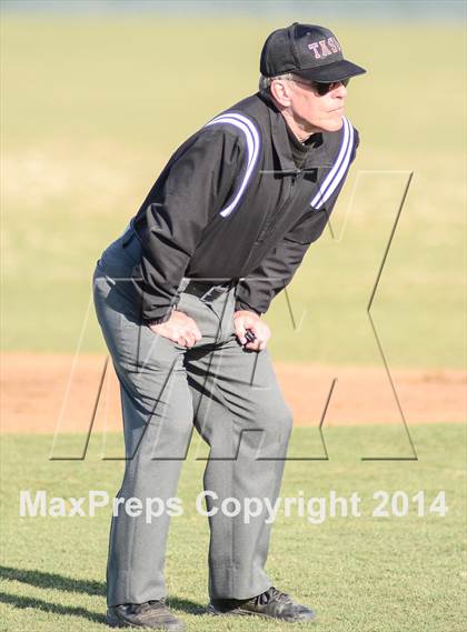 Thumbnail 1 in Rowlett vs Plano East (Highland Park Scotland Yard Classic) photogallery.
