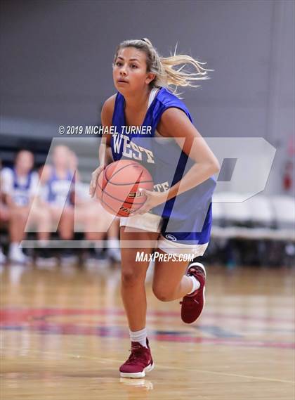 Thumbnail 1 in Washington/North Idaho 2019 All-Stars  East 2A/3A vs. West 2A/3A (Lib. Lk. Wash) photogallery.