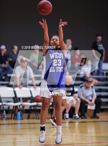 Thumbnail 2 in Washington/North Idaho 2019 All-Stars  East 2A/3A vs. West 2A/3A (Lib. Lk. Wash) photogallery.