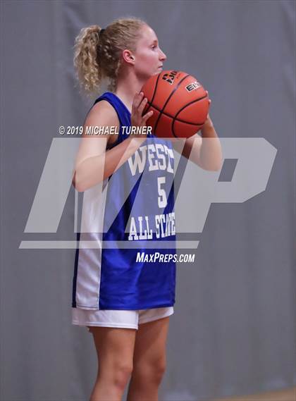 Thumbnail 2 in Washington/North Idaho 2019 All-Stars  East 2A/3A vs. West 2A/3A (Lib. Lk. Wash) photogallery.