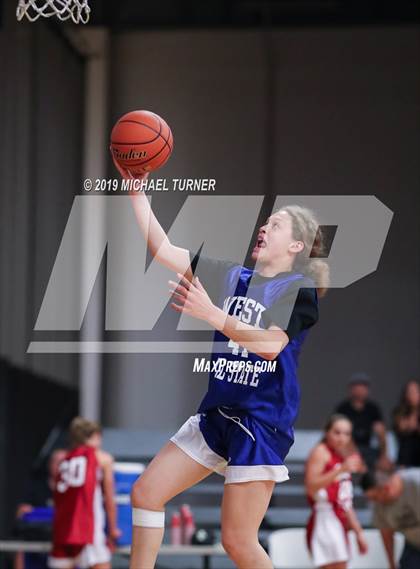 Thumbnail 2 in Washington/North Idaho 2019 All-Stars  East 2A/3A vs. West 2A/3A (Lib. Lk. Wash) photogallery.