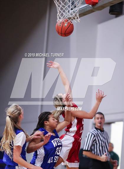 Thumbnail 3 in Washington/North Idaho 2019 All-Stars  East 2A/3A vs. West 2A/3A (Lib. Lk. Wash) photogallery.
