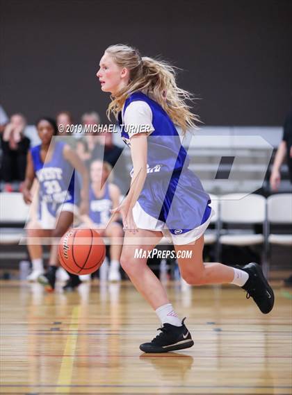 Thumbnail 1 in Washington/North Idaho 2019 All-Stars  East 2A/3A vs. West 2A/3A (Lib. Lk. Wash) photogallery.