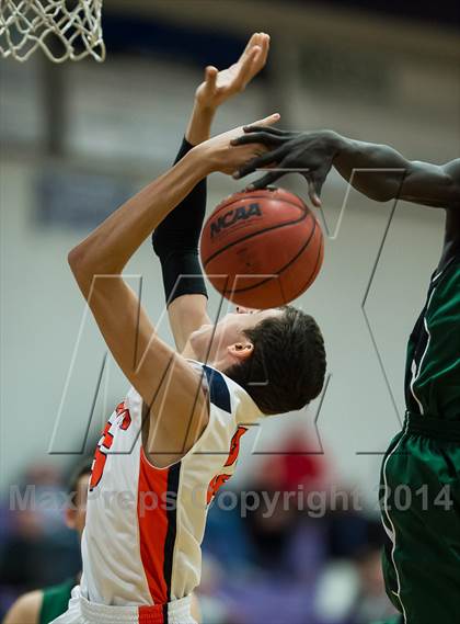 Thumbnail 2 in Kearns vs. Timpview (Riverton Holiday Tournament) photogallery.