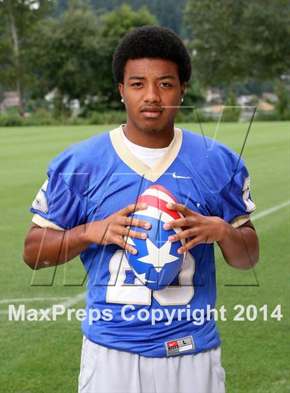Thumbnail 3 in Tahoma (USA Football/MaxPreps Media Day Event) photogallery.