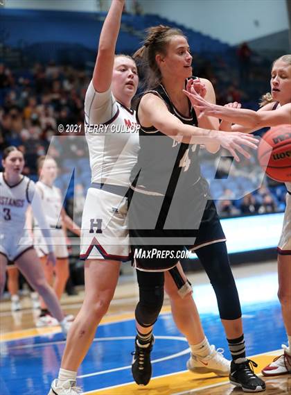 Thumbnail 2 in Lone Peak vs. Herriman (UHSAA 6A Semifinal) photogallery.