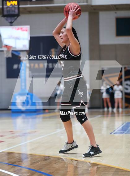 Thumbnail 2 in Lone Peak vs. Herriman (UHSAA 6A Semifinal) photogallery.