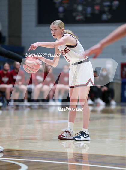 Thumbnail 3 in Lone Peak vs. Herriman (UHSAA 6A Semifinal) photogallery.