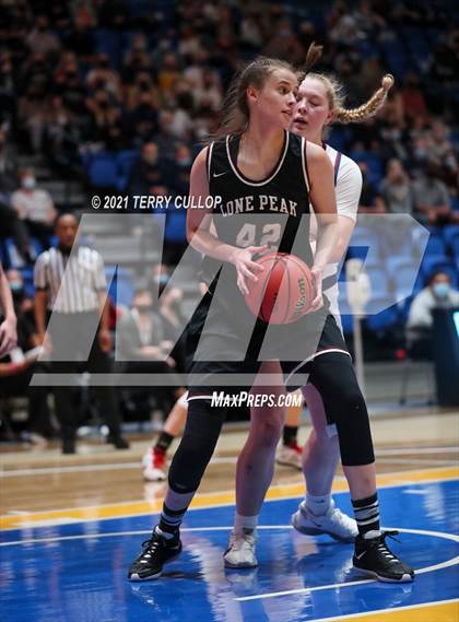 Thumbnail 2 in Lone Peak vs. Herriman (UHSAA 6A Semifinal) photogallery.
