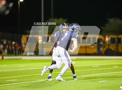 Thumbnail 3 in College Park vs Cinco Ranch photogallery.