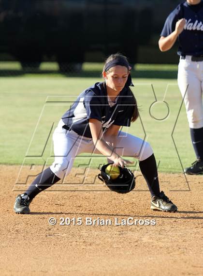 Thumbnail 1 in Walton vs. West Nassau (FHSAA 4A Regional Final) photogallery.