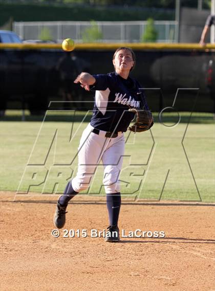 Thumbnail 3 in Walton vs. West Nassau (FHSAA 4A Regional Final) photogallery.