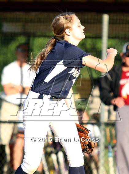 Thumbnail 2 in Walton vs. West Nassau (FHSAA 4A Regional Final) photogallery.