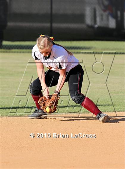 Thumbnail 2 in Walton vs. West Nassau (FHSAA 4A Regional Final) photogallery.