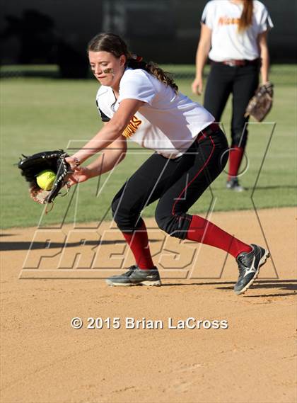 Thumbnail 1 in Walton vs. West Nassau (FHSAA 4A Regional Final) photogallery.