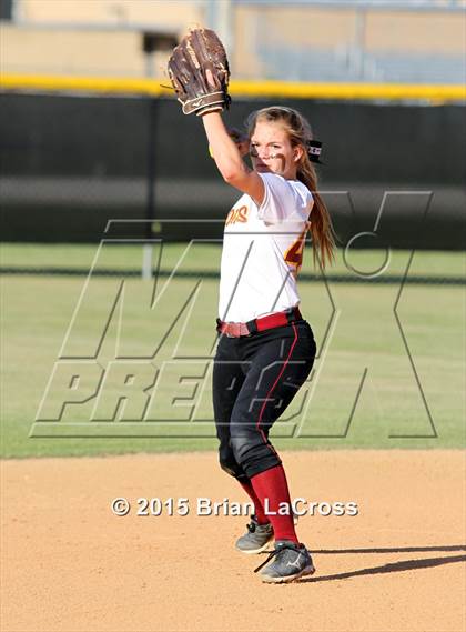 Thumbnail 1 in Walton vs. West Nassau (FHSAA 4A Regional Final) photogallery.