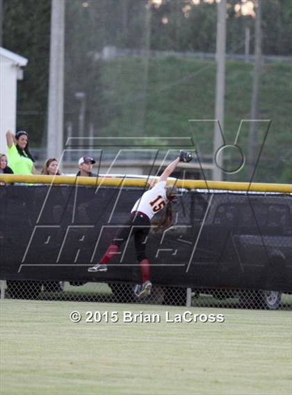 Thumbnail 2 in Walton vs. West Nassau (FHSAA 4A Regional Final) photogallery.