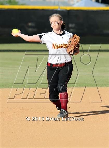 Thumbnail 2 in Walton vs. West Nassau (FHSAA 4A Regional Final) photogallery.