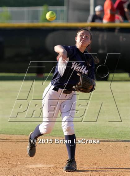 Thumbnail 1 in Walton vs. West Nassau (FHSAA 4A Regional Final) photogallery.