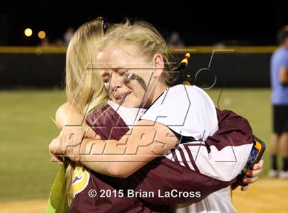 Thumbnail 2 in Walton vs. West Nassau (FHSAA 4A Regional Final) photogallery.