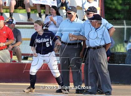 Thumbnail 2 in Walton vs. West Nassau (FHSAA 4A Regional Final) photogallery.