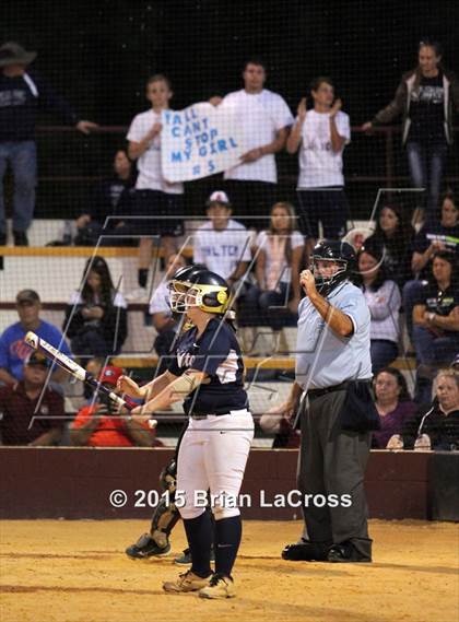 Thumbnail 2 in Walton vs. West Nassau (FHSAA 4A Regional Final) photogallery.