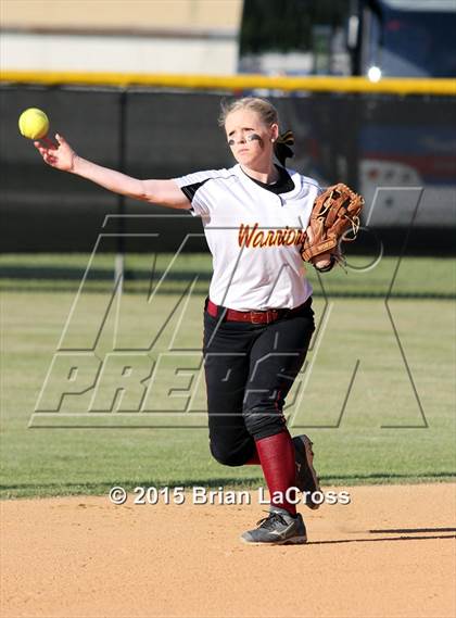 Thumbnail 3 in Walton vs. West Nassau (FHSAA 4A Regional Final) photogallery.