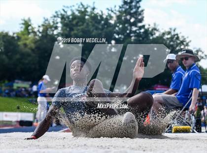 Thumbnail 3 in CIF State Track and Field (Boys) photogallery.