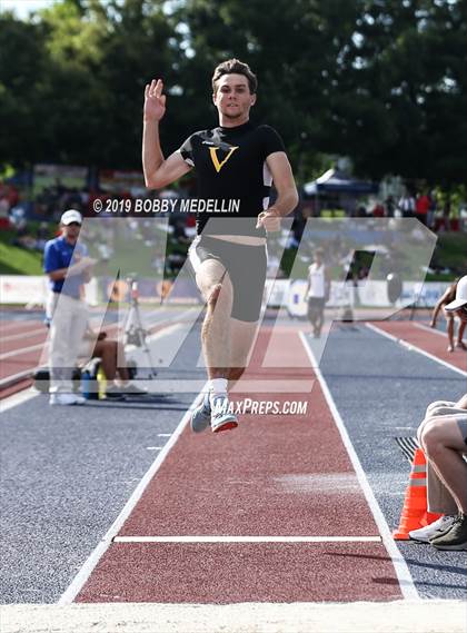 Thumbnail 1 in CIF State Track and Field (Boys) photogallery.