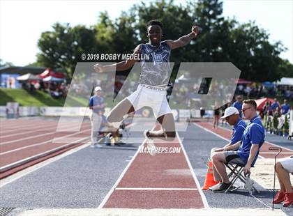 Thumbnail 2 in CIF State Track and Field (Boys) photogallery.