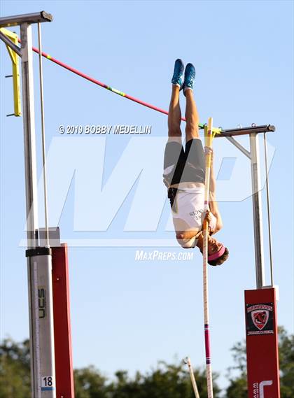 Thumbnail 1 in CIF State Track and Field (Boys) photogallery.