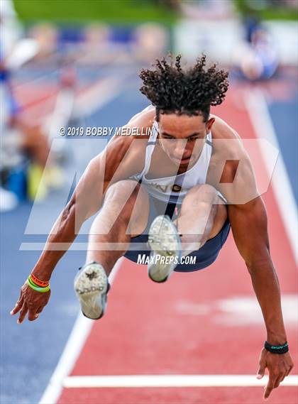 Thumbnail 1 in CIF State Track and Field (Boys) photogallery.
