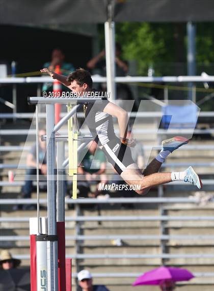 Thumbnail 3 in CIF State Track and Field (Boys) photogallery.
