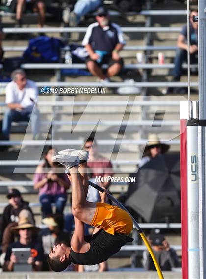 Thumbnail 3 in CIF State Track and Field (Boys) photogallery.