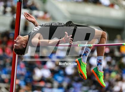 Thumbnail 3 in CIF State Track and Field (Boys) photogallery.