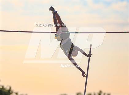 Thumbnail 3 in CIF State Track and Field (Boys) photogallery.