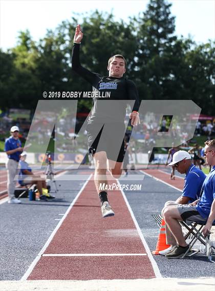 Thumbnail 1 in CIF State Track and Field (Boys) photogallery.