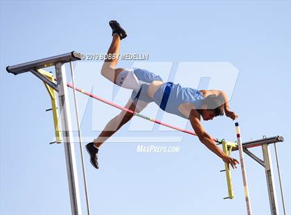 Thumbnail 2 in CIF State Track and Field (Boys) photogallery.