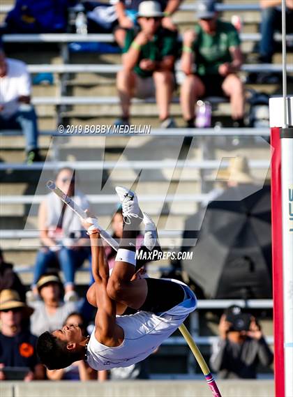 Thumbnail 2 in CIF State Track and Field (Boys) photogallery.